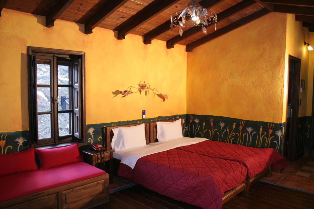 Hotel Astrovolia Kalambaka Esterno foto